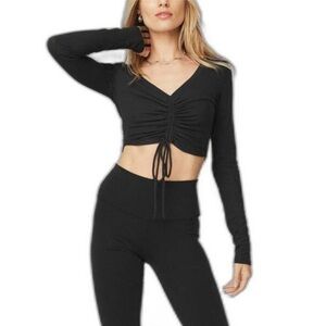 Alo Yoga ribbed cinch long sleeve crop black size small
